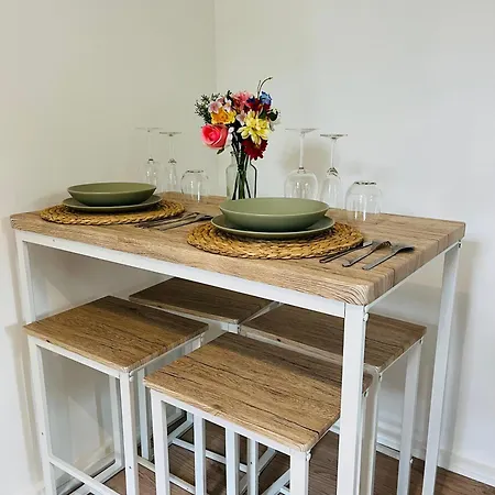Le Pavillon Apartment *